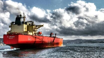 Alerta de derrame: Más de 68 petroleros están varados en el estrecho de Ormuz