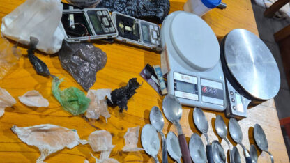 Allanamientos por narcomenudeo y secuestro de armas en Comodoro Rivadavia