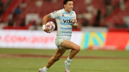 Los Pumas 7s le ganaron sobre el final a Fiji y avanzaron a semis en Hong Kong