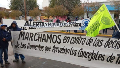 UOCRA se moviliza en rechazo al aumento de tarifa de luz en Trelew