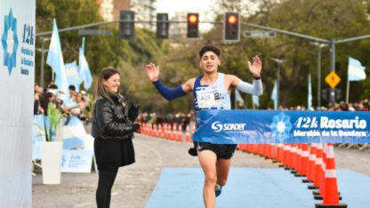 «Coco» Muñoz se consagró campeón argentino en el Maratón de Rosario