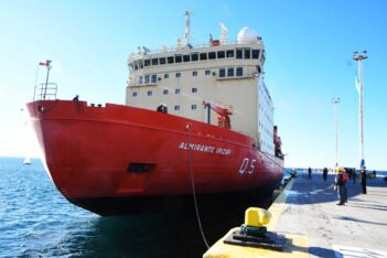 Vuelve a Puerto Madryn el rompehielos ARA Irízar