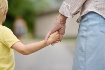 El trabajo de las abuelas también hay que pagarlo