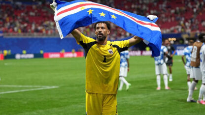 Vozinha, estrella de Cabo Verde en el Mundial, es el nuevo arquero de Colo Colo