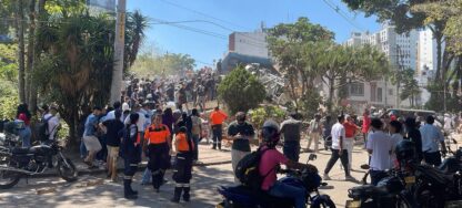 Ya suman 132 muertos y 570 heridos tras el terremoto de magnitud 7,4 en Colombia