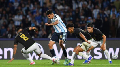 Argentina goleó 4-0 a Bolivia