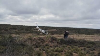 Aterrizaje de emergencia a la vera de Ruta 3