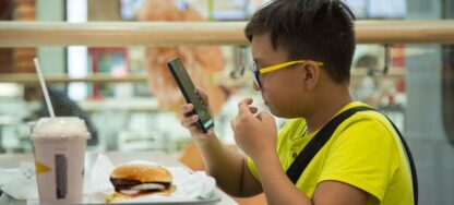 ¿Cómo detener la obesidad infantil que ya se cuadruplicó?